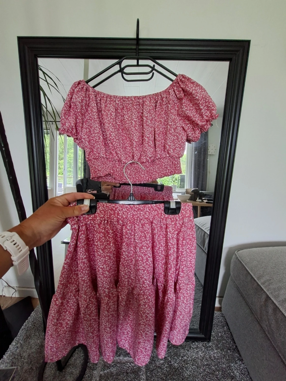 Rosa blommigt tvådelat set