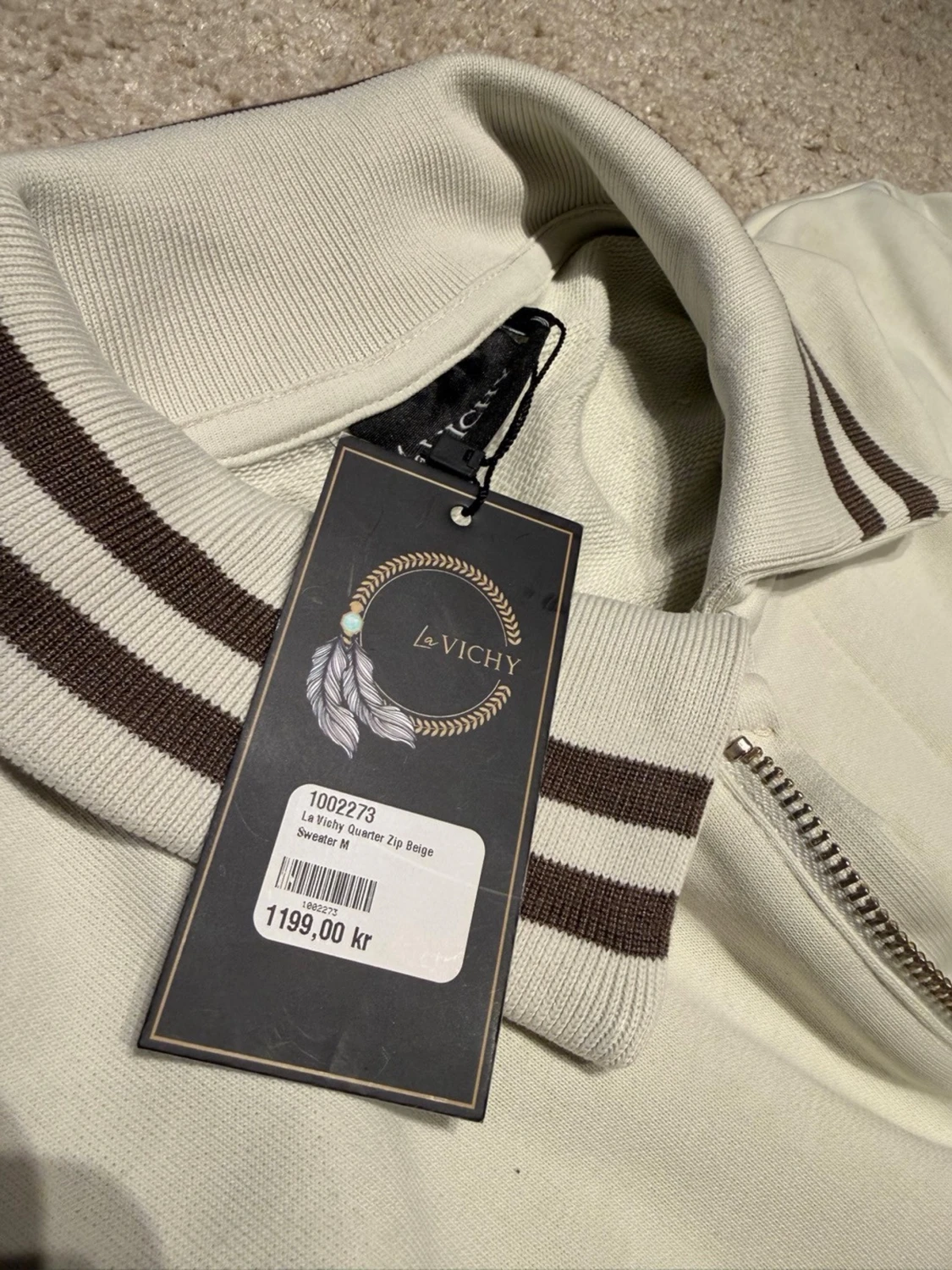 Beige ziptröja från La Vichy - 1