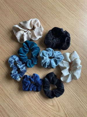 Scrunchie - Bra skick. Olika storlekar och material