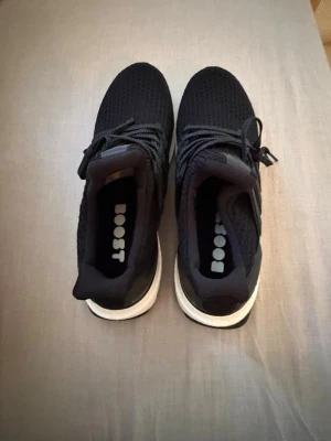 Ultra Boost Adidas  - Svarta Ultra boost 