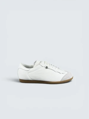 Maison margiela skor - Storlek: 42 || Skick:  Helt nya med tags, box och dustabgs|| Nypris: Ca 6500kr || Följ för liknande produkter 🌊🍾
