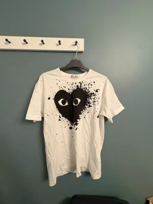 Commes ses garcons tshirt - En enkel tshirt som man kan styla riktigt enkelt