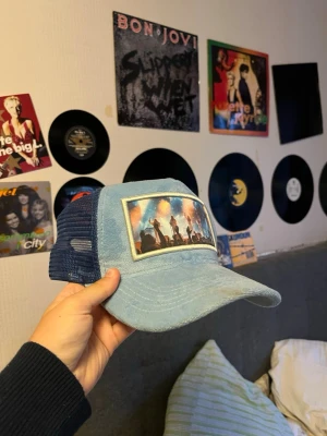 Maggiore keps med ABBA - Säljer min keps med ABBA på pga jag inte använder den nånting, knappast använd få få slitningar. Skriv om funderingar eller prisförslag!
