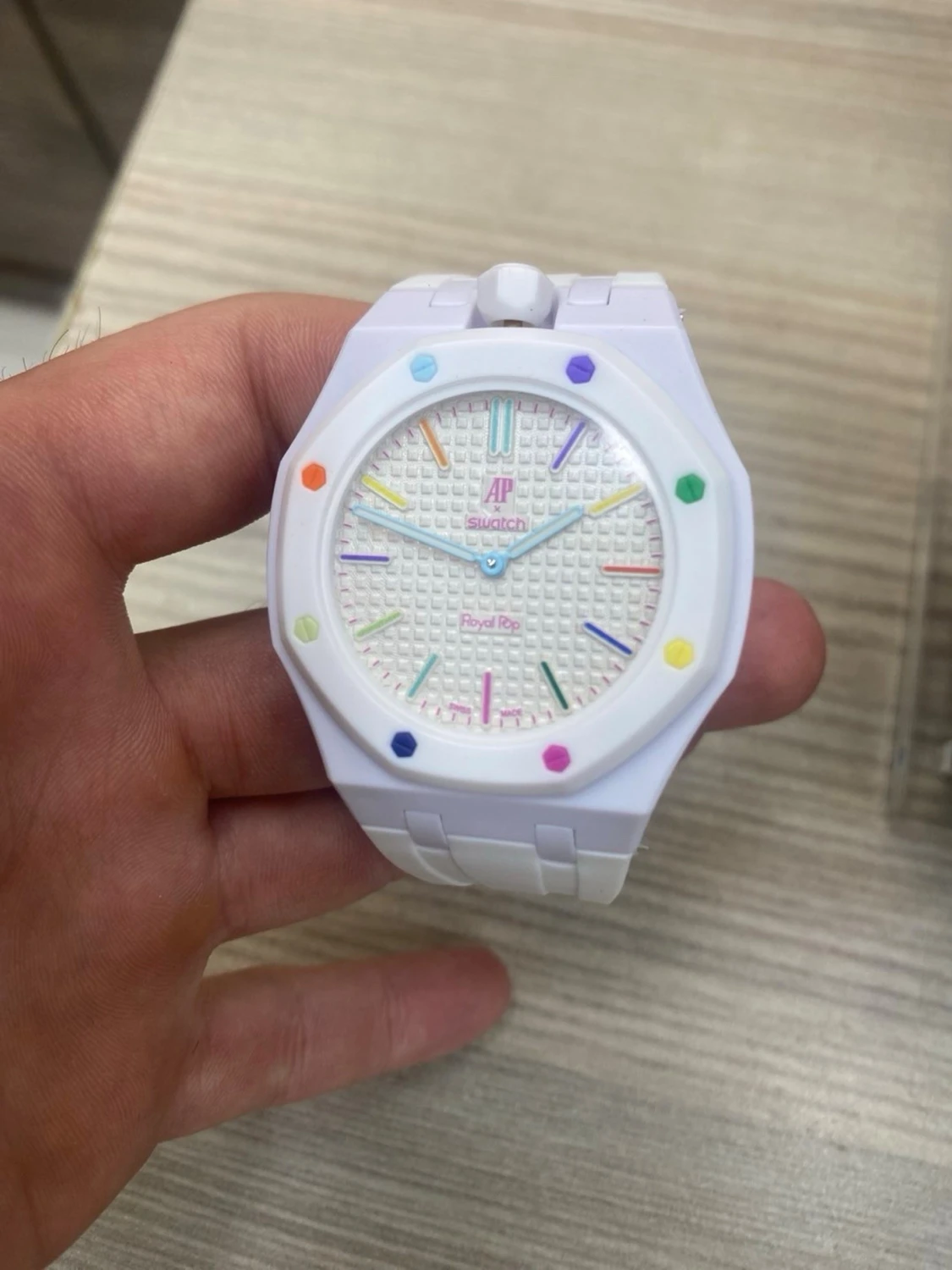  Swatch Royal Pop klockor - 4