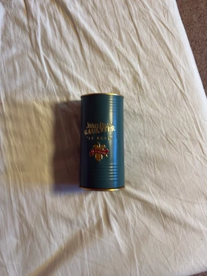 Jean Paul Gaultier Le Beau Le Parfum - Jean Paul Gaultier Le Beau Le Parfum . Den är 75 ml och cirka 65 ml kvar 