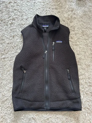 Patagonia väst  - Patagonia fleece väst i fint skick! Hör av dig vid frågor!