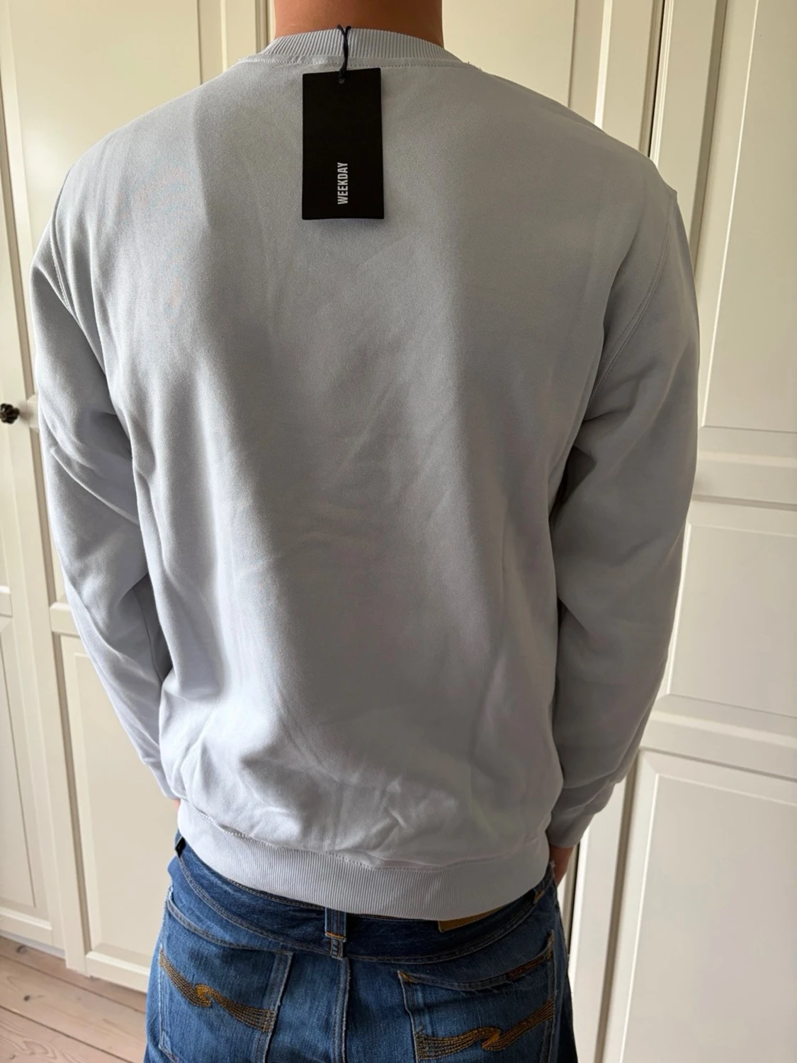 Ljusgrå basic sweatshirt - 1