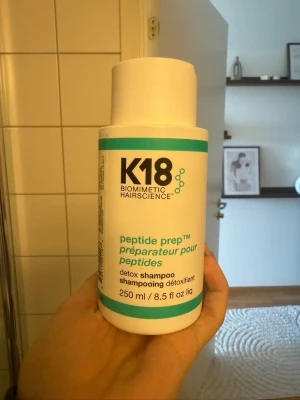 K18 detox shampoo - Knappt använd