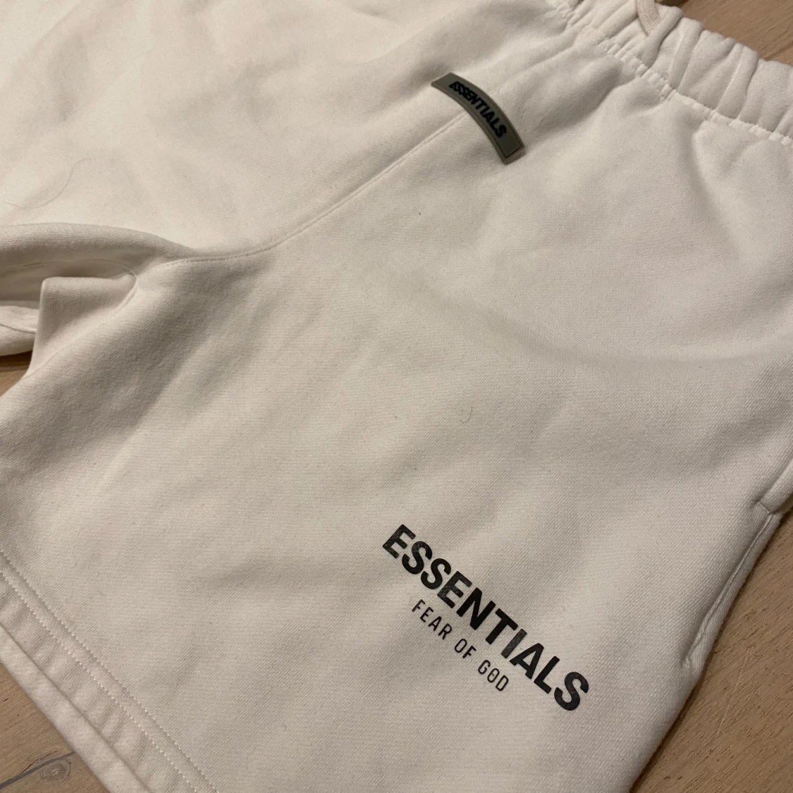 Essential Shorts  - 90