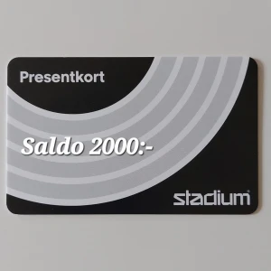 Stadium/Stadium Outlet  presentkort 2000 kr - Presentkort från Stadium med ett saldo på 2000 kr. Går att använda på både stadium och stadium Outlet. SÄLJES för 1800. Kan skickas som rek på posten 116kr, eller få foto digitalt.