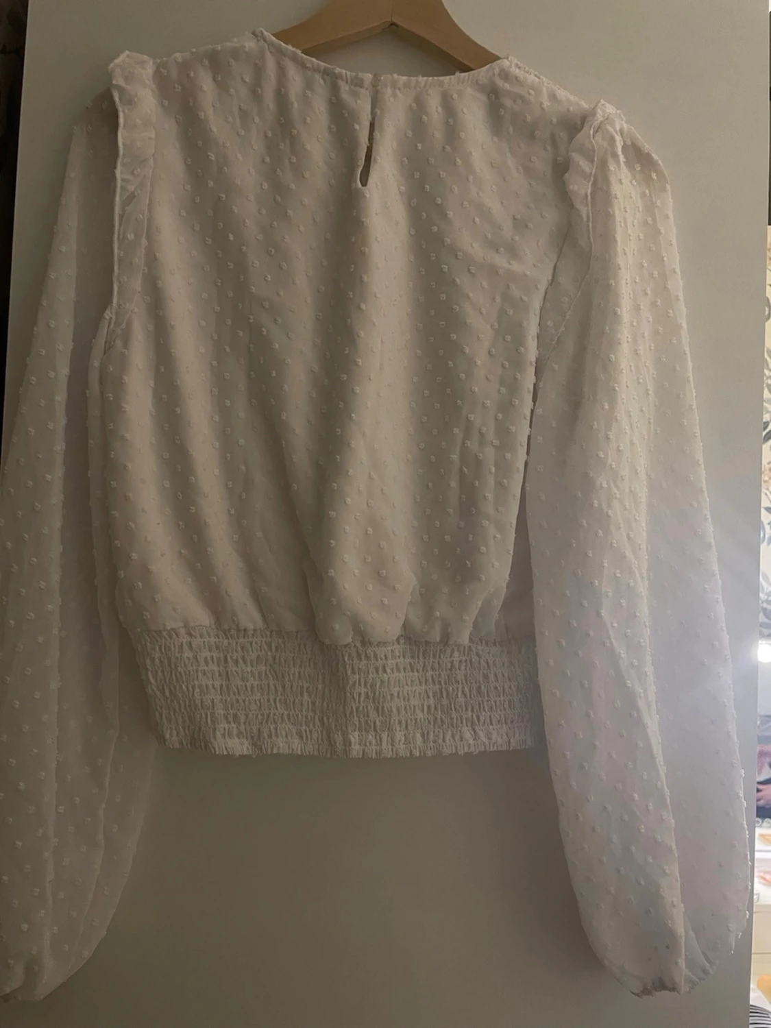 Vit prickig blus - 2