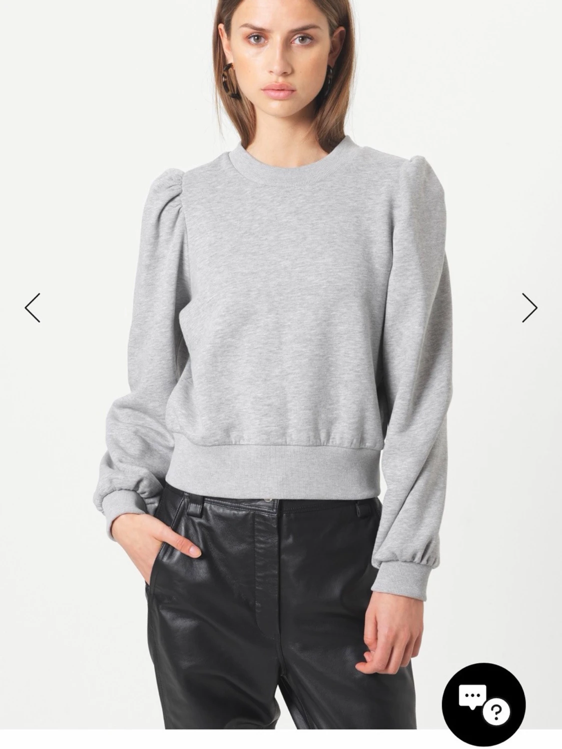 Grå sweatshirt med puffärmar