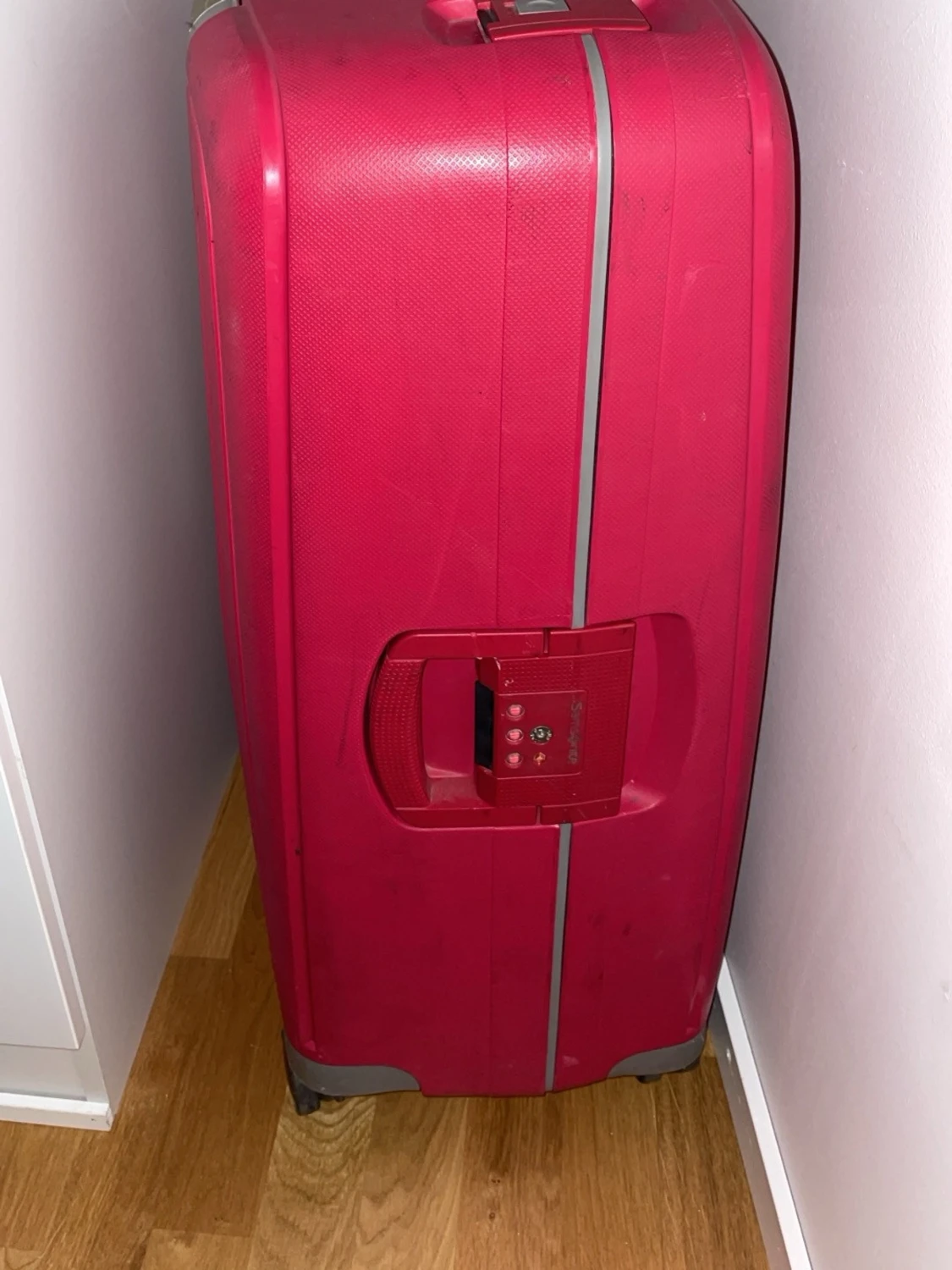 Rosa resväska från Samsonite - 2