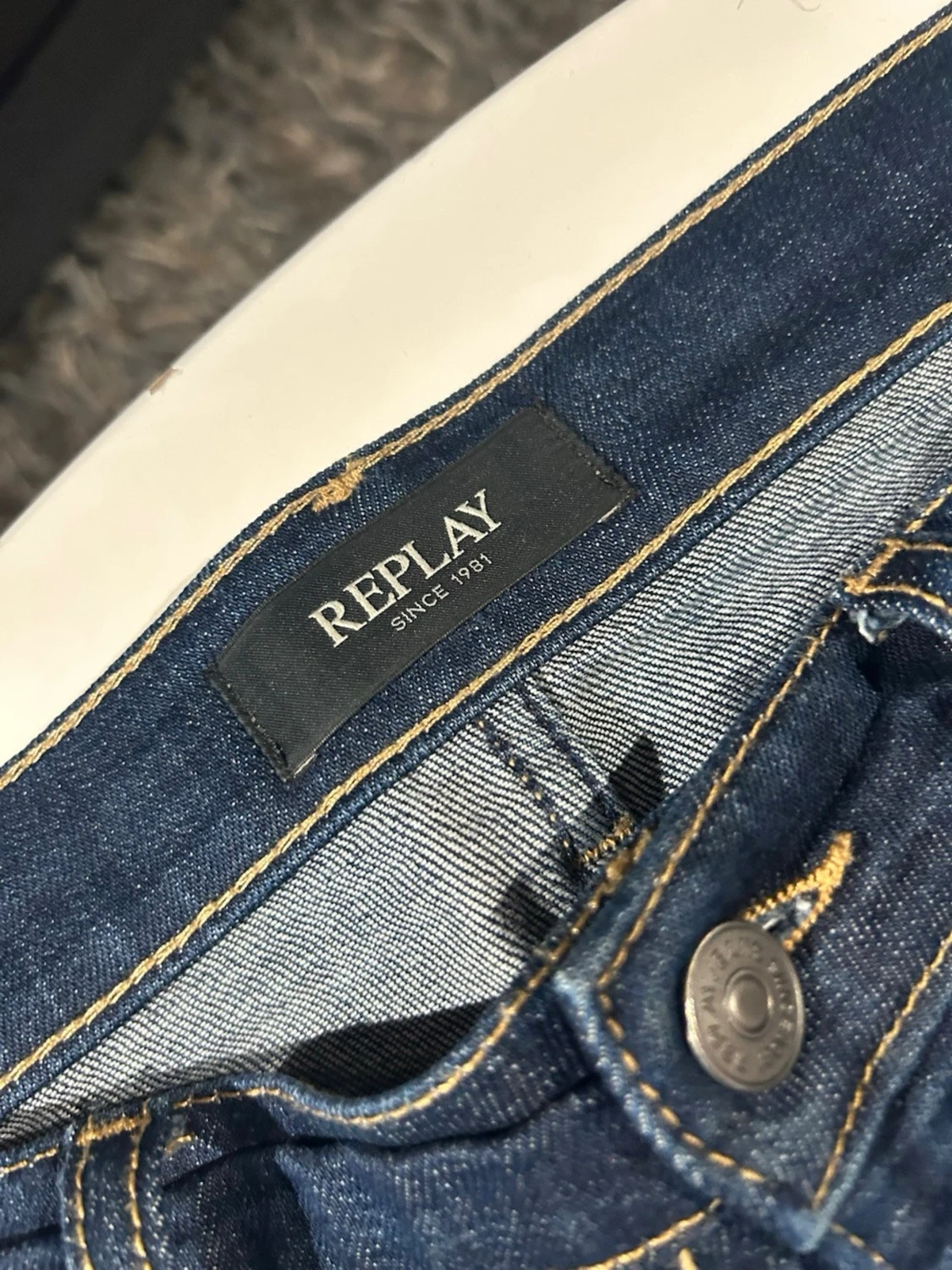 Mörkblå jeans från Replay - 1