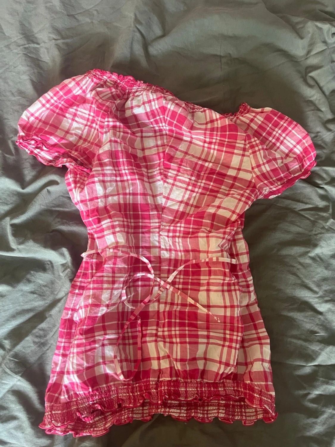 Rutig rosa offshoulder blus - 1