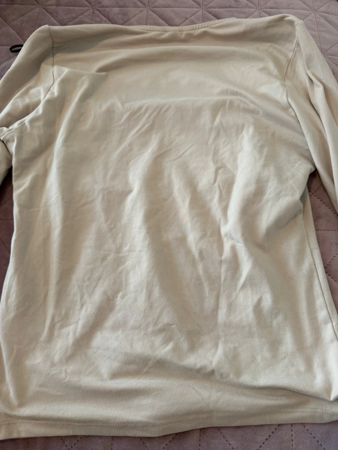 Beige långärmad topp med fyrkantig ringning - 1