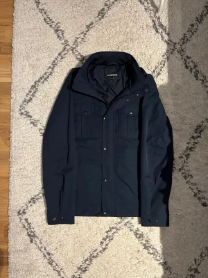 J.Lindeberg jacka - Skick 9/10 - Size S/liten M - Nypris 3500kr - Skriv för mer bilder/frågor kings ⭐️