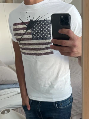 Concrete ink t shirt  - Nytt skick 