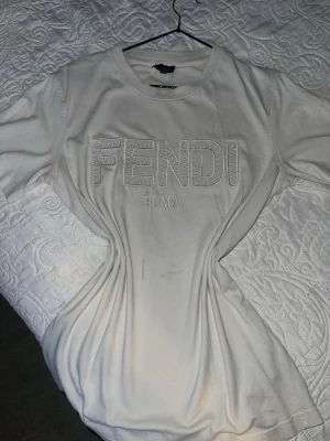 Vit t-shirt - Snygg vit t-shirt