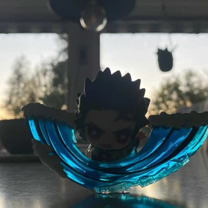 Tanjiro från Demon slayer figur - Köpt för runt 200 kr. Bra skick men utan låda.