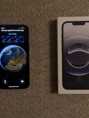 iPhone 16e - iPhone 16 e /100% i batterihälsa 128 gb /