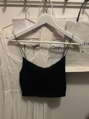 Kort topp - kort topp från weekday ❤️
