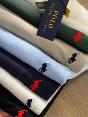 Ralph lauren leverantörer 5st!  - Säljer 5st ralph lauren leverantörer (hemsidor där folk säljer ralph lauren tshirts för 150kr (helt ny) och ralph lauren hoodie för 299kr + frakt! (Helt ny) skriv privat vid köp! 