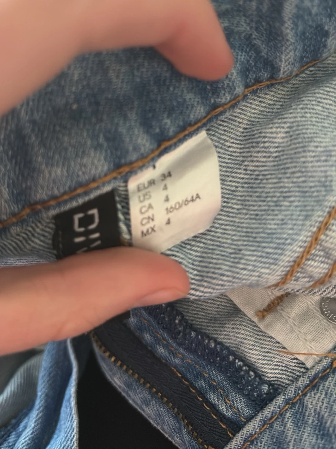 H&M Ljusblå jeansshorts - 2