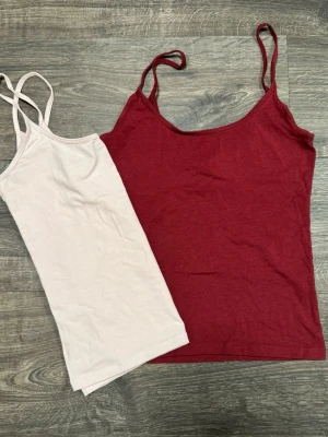 Linnen Gina Tricot - Säljer två linnen, ett ljusrosa och ett vinrött. Båda för 80kr