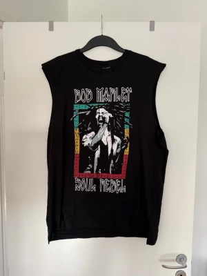 Linne Bob Marley  - Storlek XL. Aldrig använd. 