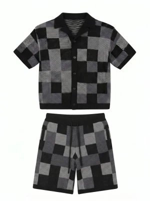 Colesice pixel black set - Trendigt set med rutmönster i svart och grätt. En slim fit och luftig design design som ger dig en bekväm känsla i sommaren. Var för liten för mig, säljer för mindre än priset pả hemsidan. Obs! Rutmönstret är inte helt identiskt da färgerna varierar till order, men är inte ett fel.