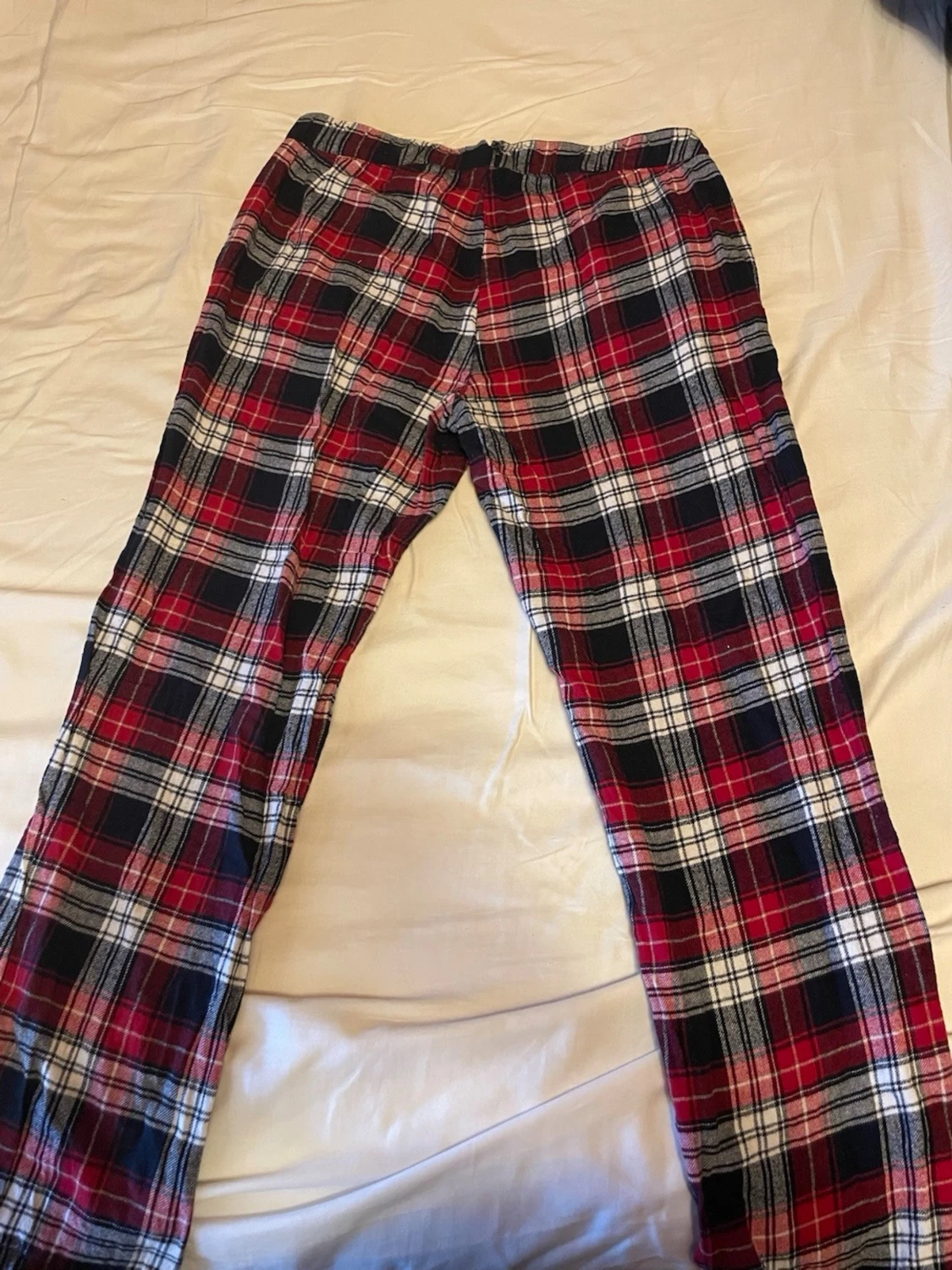 Två par rutiga pyjamasbyxor - 1