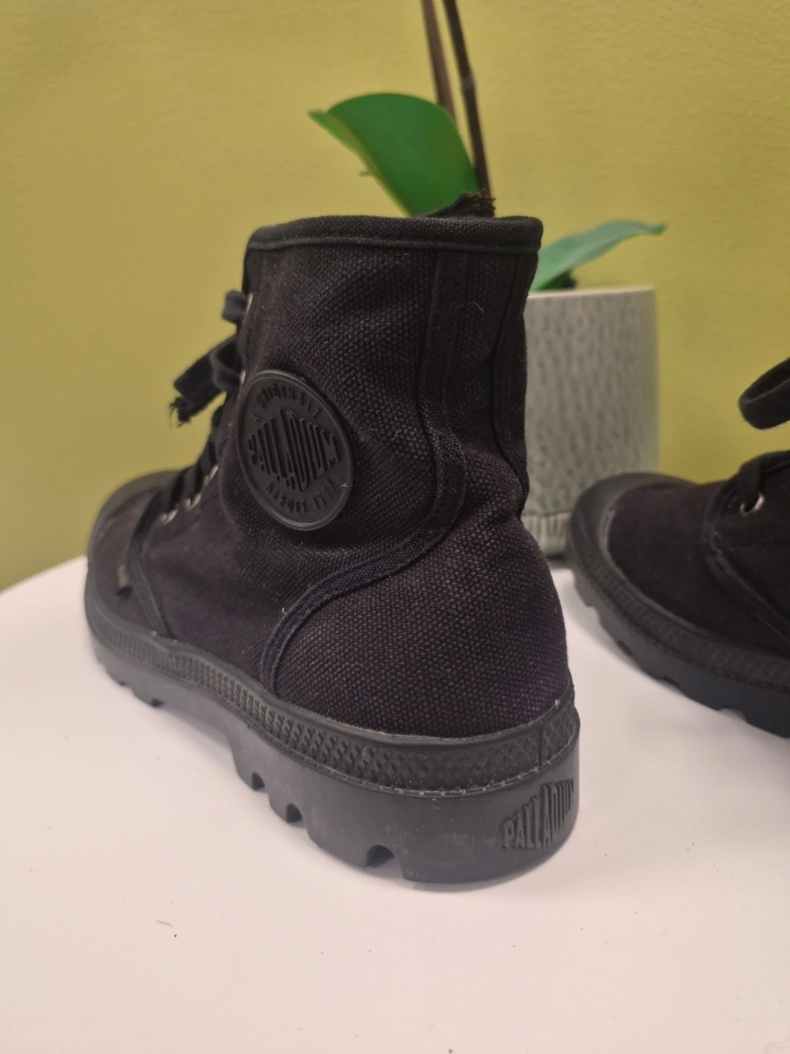 Palladium Pampa Hi Kängor Svarta EUR 43 passar 42 - 4