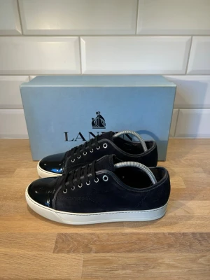 Lanvin Skor - Lanvins i nyskick | Storlek: uk7=41 passar 42 | Ingår: Box | Vid frågor eller diskussion om pris är det bara att skriva✍🏼| Frakt inom 48h📦