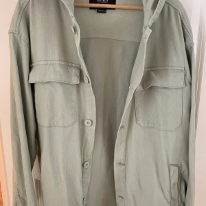 Pull & Bear kofta - Aldrig använd 