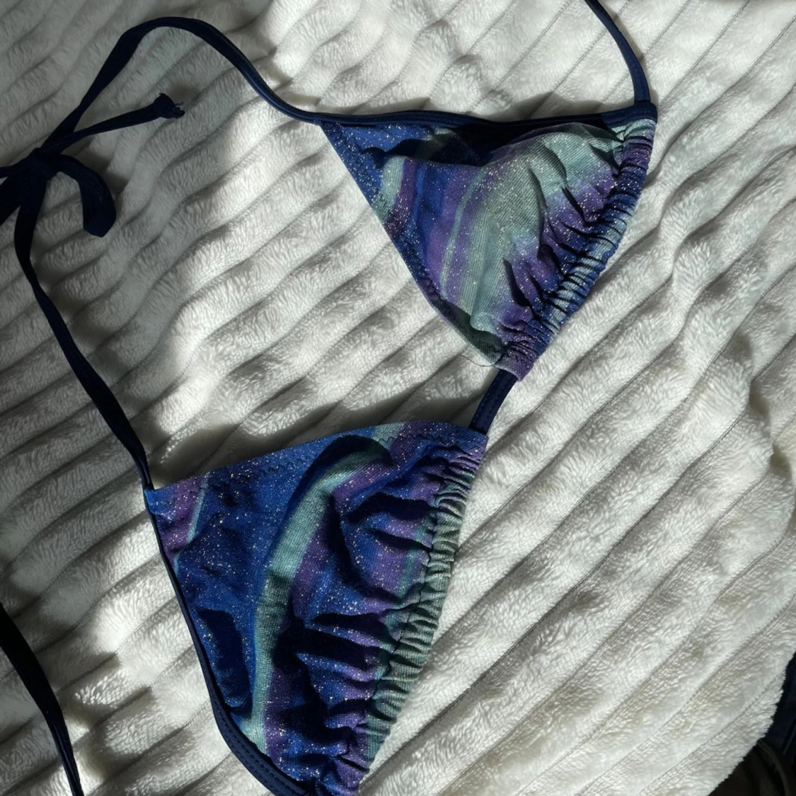 Fin mörkblå guldig glittrig bikini topp - 2