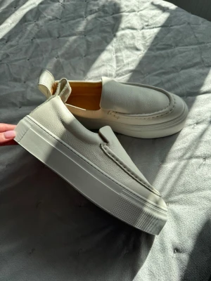 Anny Nord - Slutsålda Comfort Zone Loafer Sneaker, använda fåtal gånger. 🤍