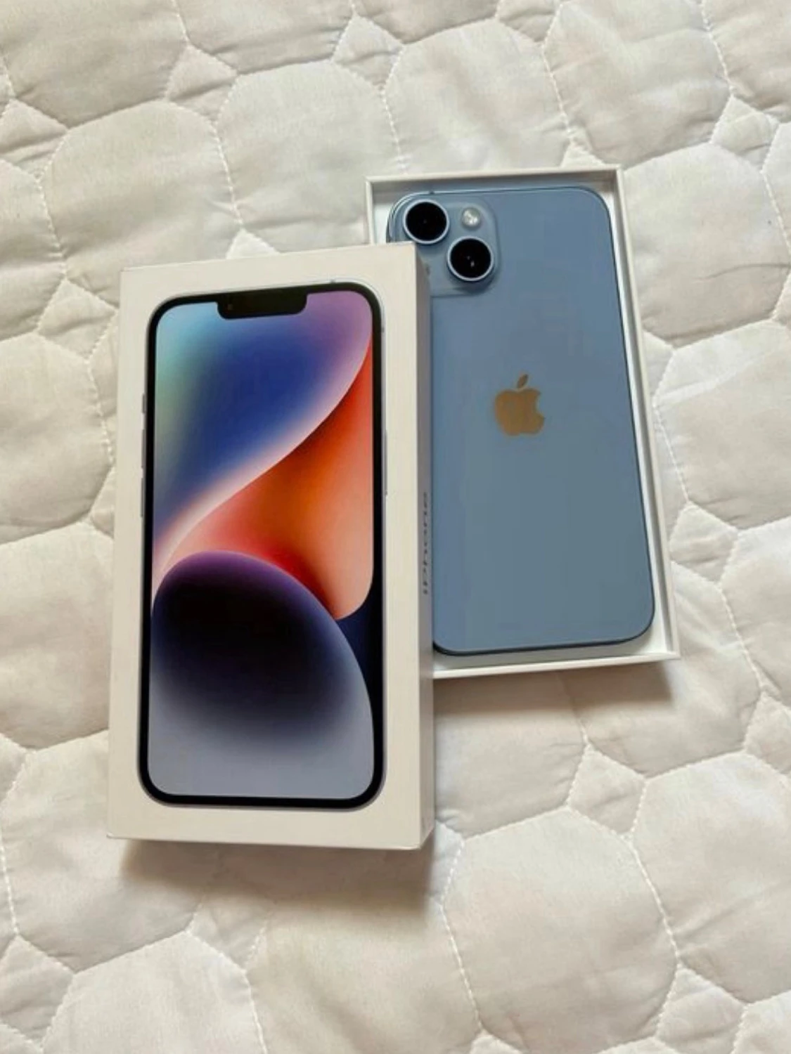 iPhone 14 blå 128GB