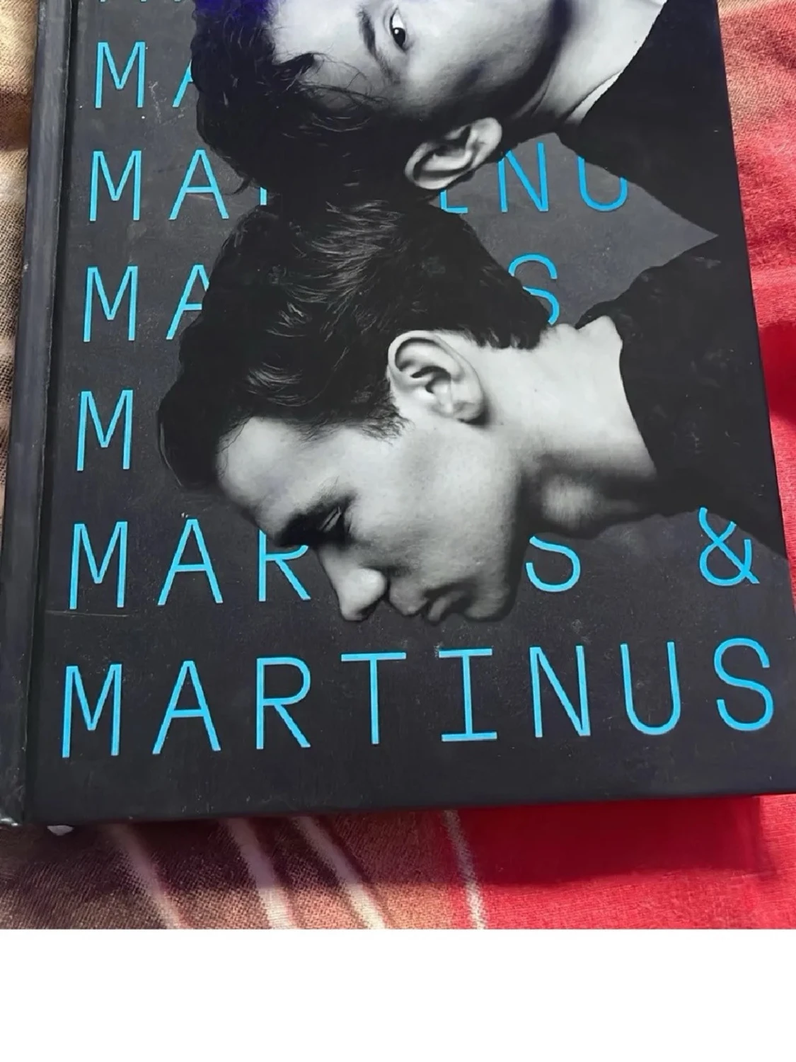 Bok om Marcus & Martinus