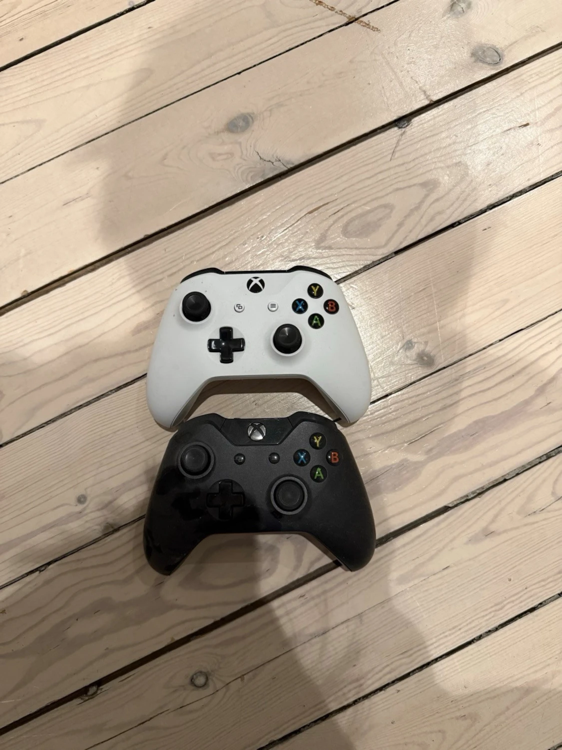 Xbox One spelkonsol svart - 6