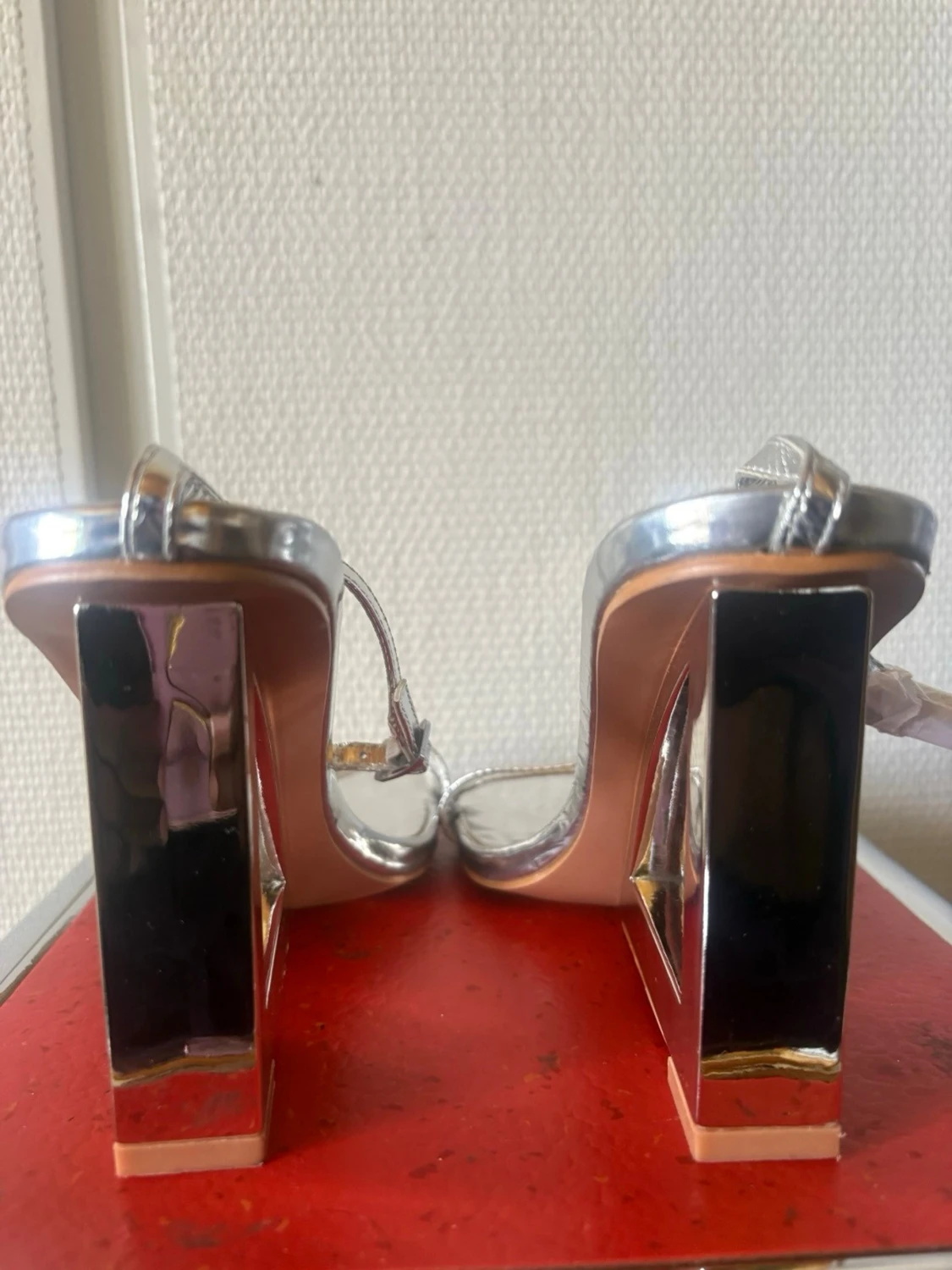 Silvriga pumps med fyrkantig tå - 2