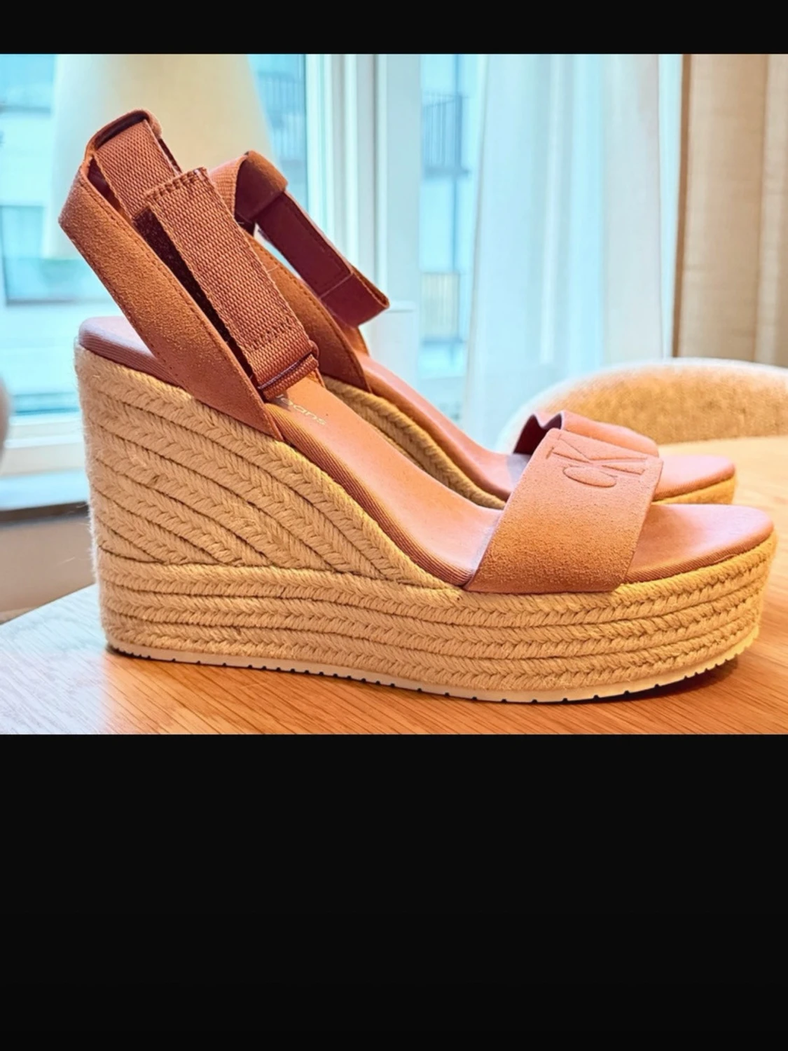 Rosa kilklackade sandaler Calvin Klein - 1
