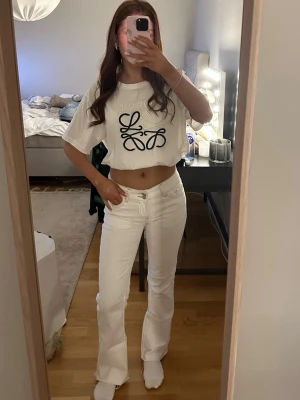 Jeans  - Snygga vita jeans från Nelly i storlek 34❤️