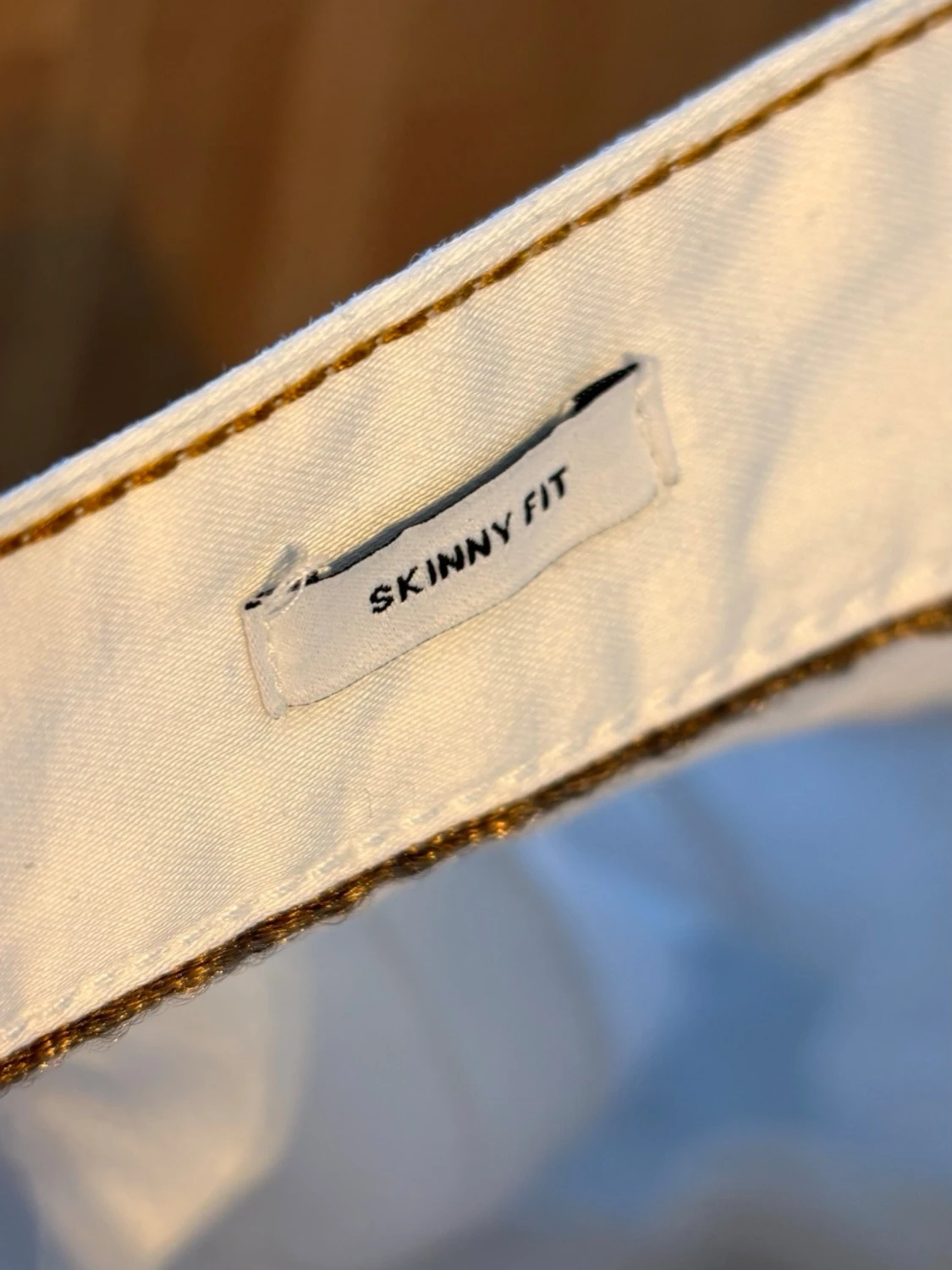 Vita slim fit jeans från Zara - 4