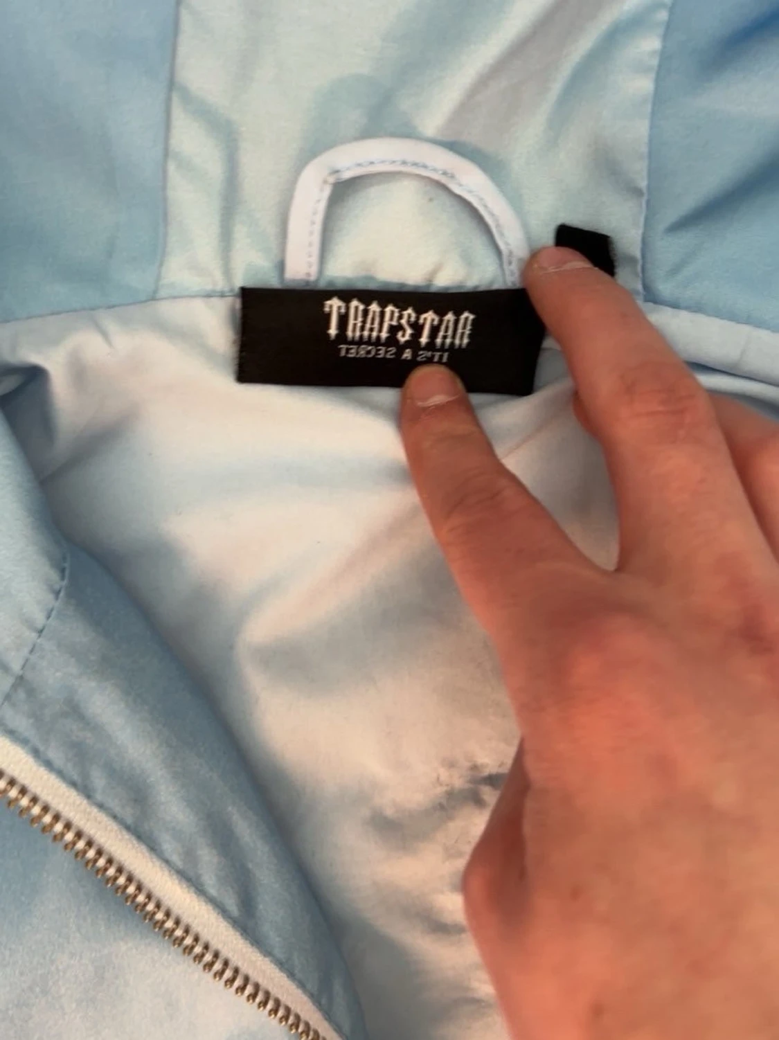 Ljusblå vindjacka från Trapstar - 2