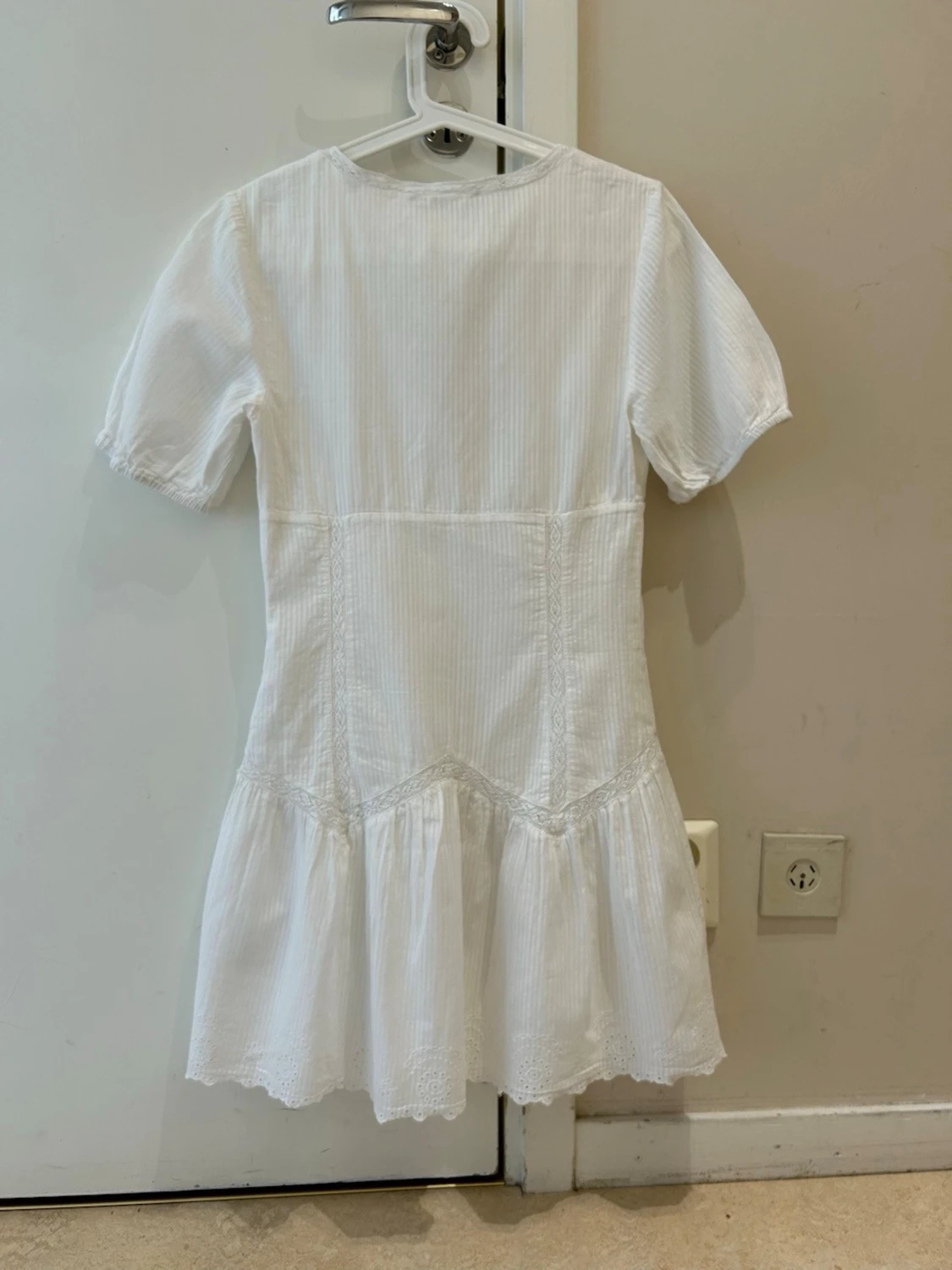  Ny slutsåld student Vit kort klänning med spets från Zara  - 4