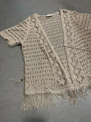 Kofta - Söt kofta med fransar🤎