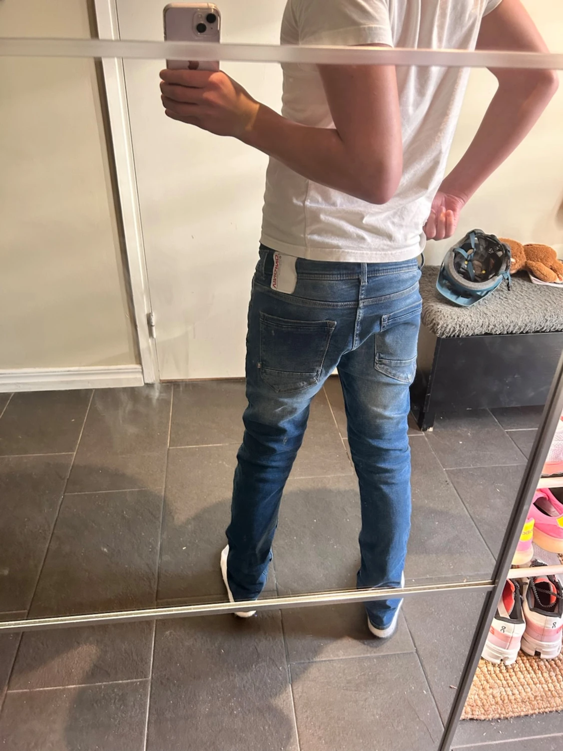 Blå slim fit jeans med slitningar - 1