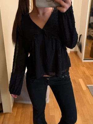 Söt blus  - Jättefin blus fint skick 