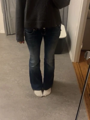 Blaze jeans - Lågmidjade jeans ifrån lager 157 i modellen blaze. Storlek XS full length
